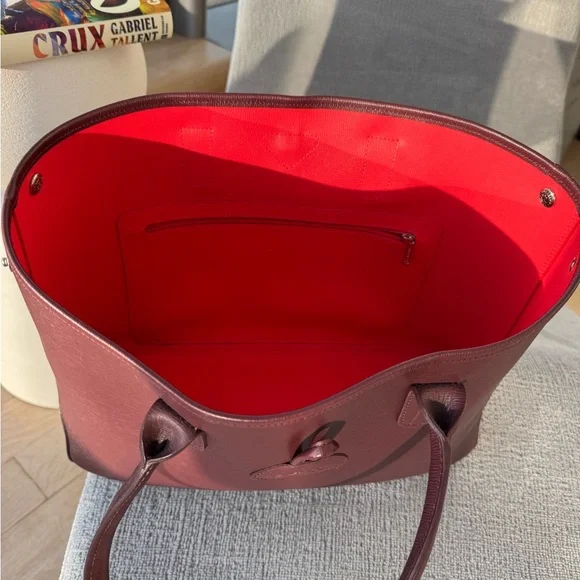 Longchamp Roseau Elegant Burgundy and Red interior Leather Tote Bag - Picture 5 of 8